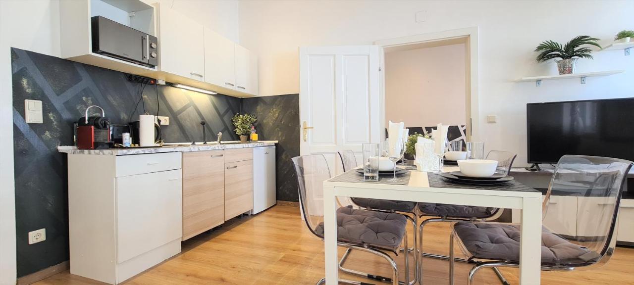Wiener Buddha Style Flat With Inner Garden- Marzstrasse City Apartments Eksteriør billede